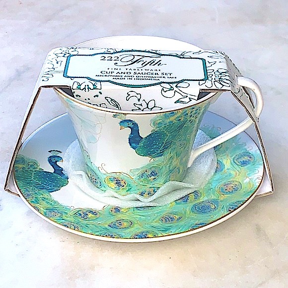 222 FIFTH LAKSHMI CUP & SAUCER SET NEW PEACOCK - Picture 3 of 9